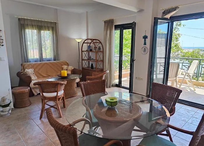 Electra's Front In Apartament Nea Skioni